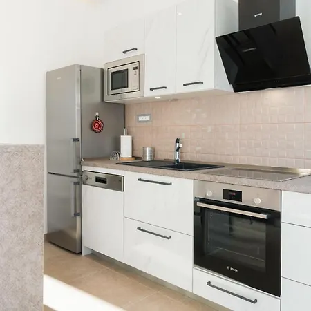 Residences Caroline Appartement *