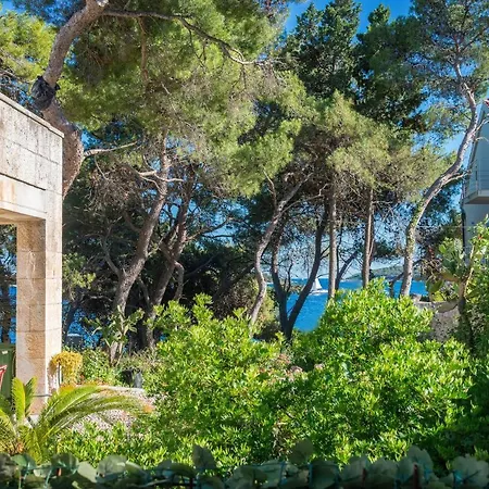 Residences Caroline Appartement *