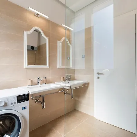 Residences Caroline * Hvar Town