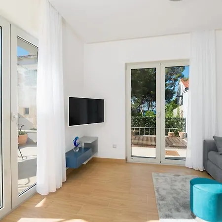 Apartment Residences Caroline Hvar Town