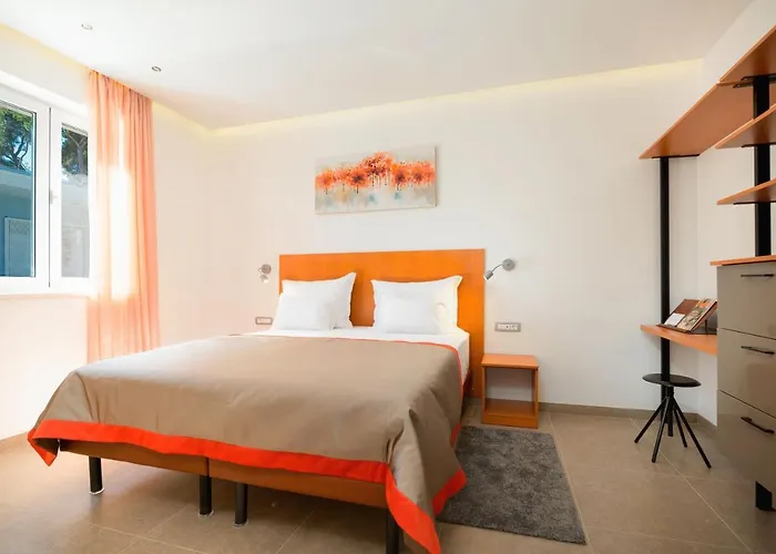 Residences Caroline 公寓 *